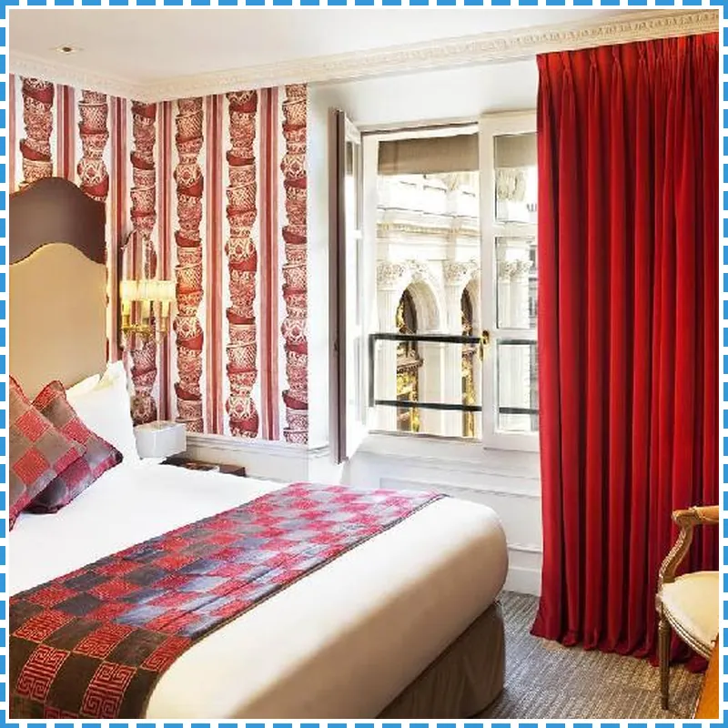 La Maison Favart hotel room