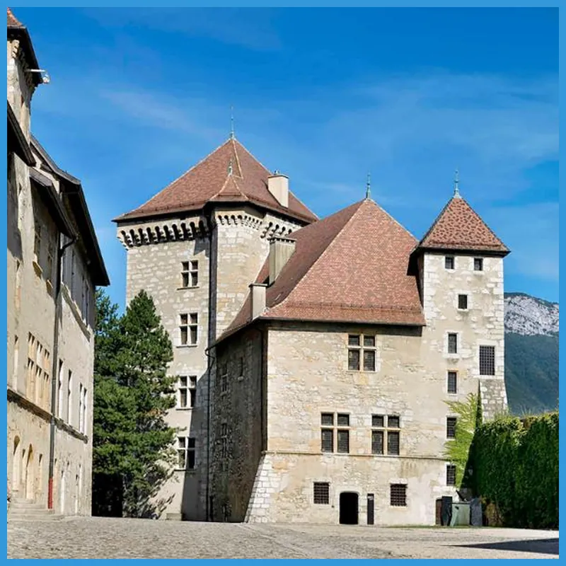 Adagio Annecy Centre Aparthotel hotel view