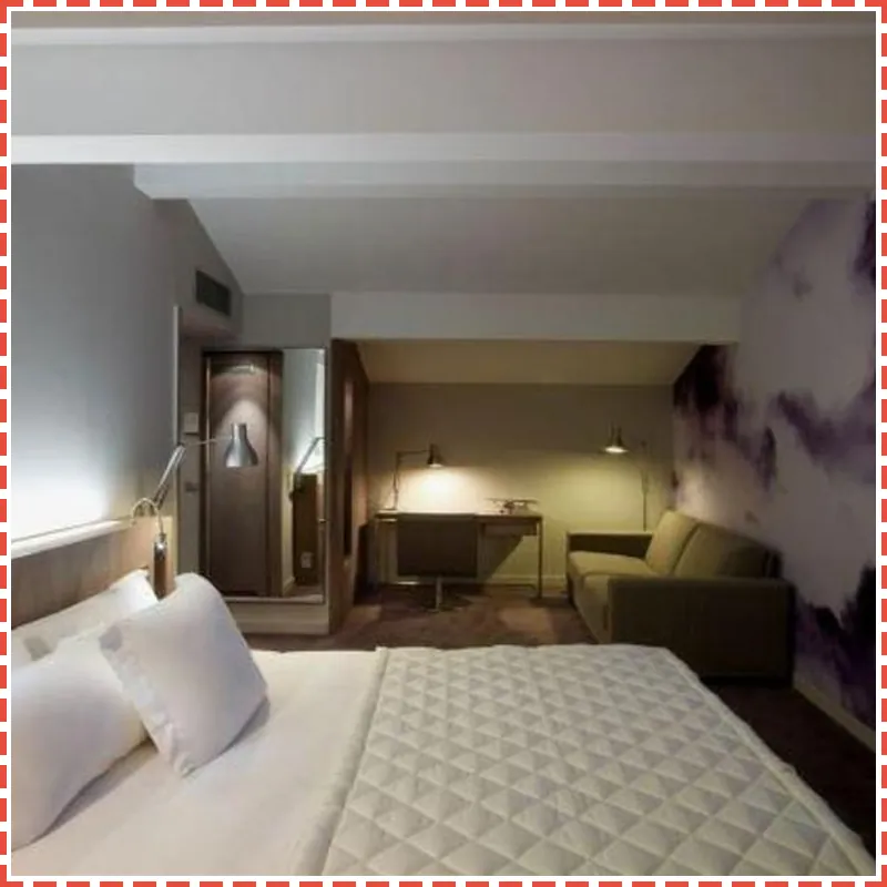 Le Grand Balcon Hotel hotel room