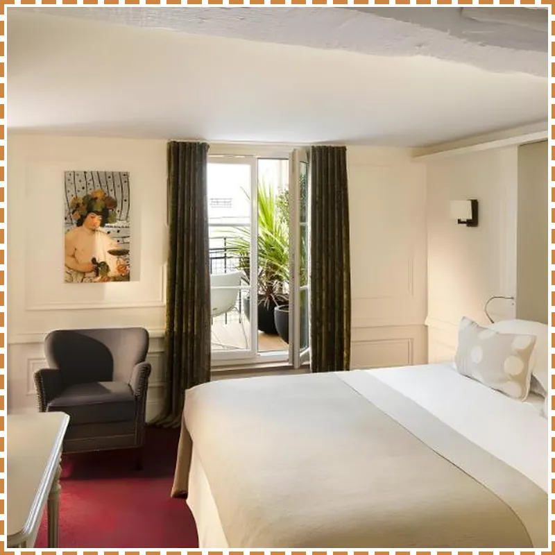 Hotel Moliere hotel room