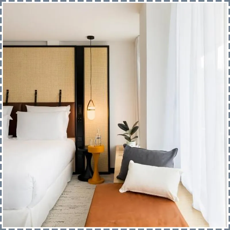 FirstName Bordeaux, Part of JdV by Hyatt hotel room