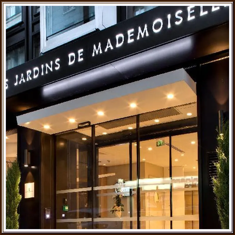 LES JARDINS DE MADEMOISELLE & SPA hotel view