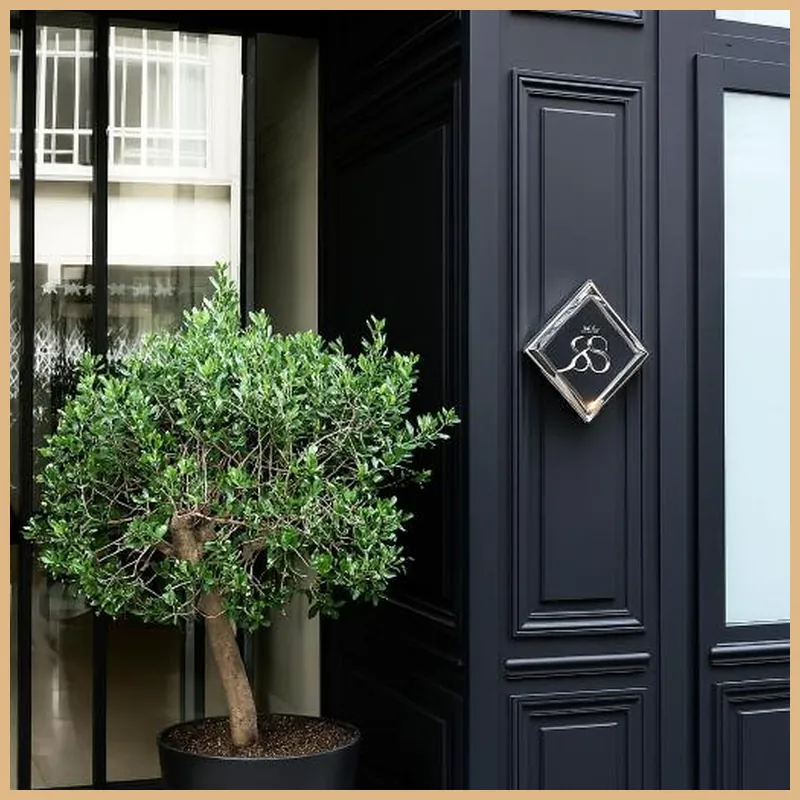 Roi de Sicile - Rivoli hotel view