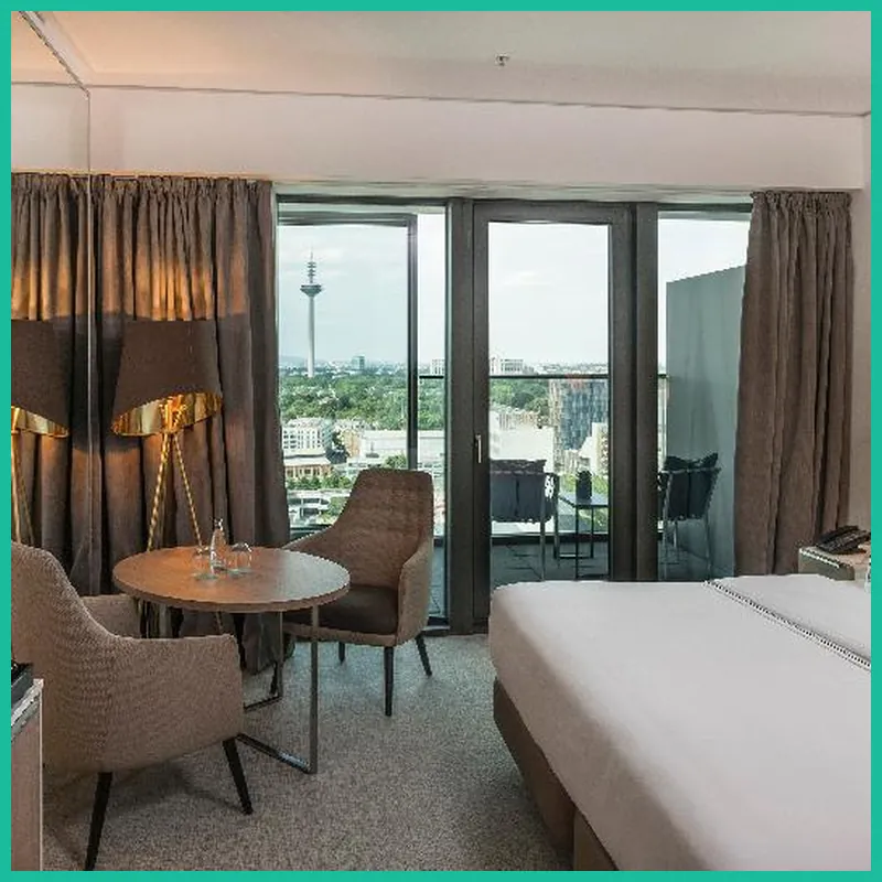 Meliá Frankfurt City hotel room