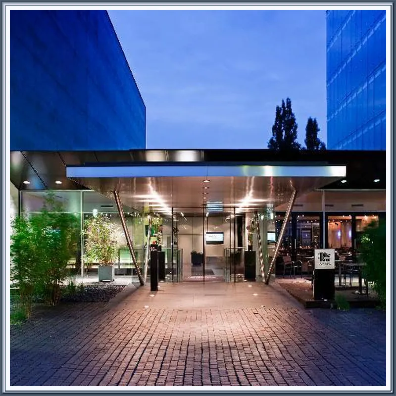 INNSiDE Düsseldorf Seestern hotel view