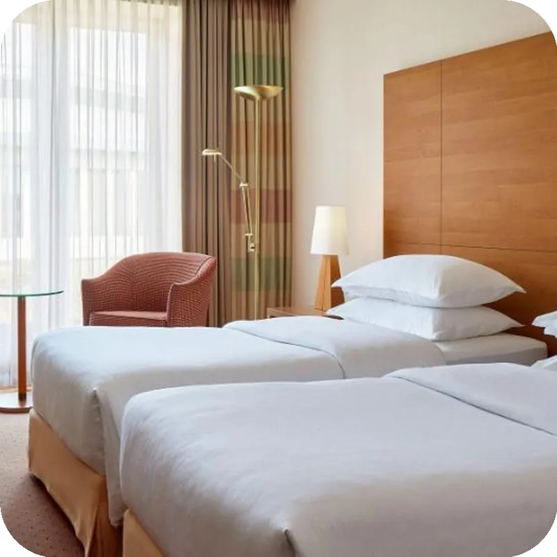 Sheraton Duesseldorf Airport Hotel hotel room