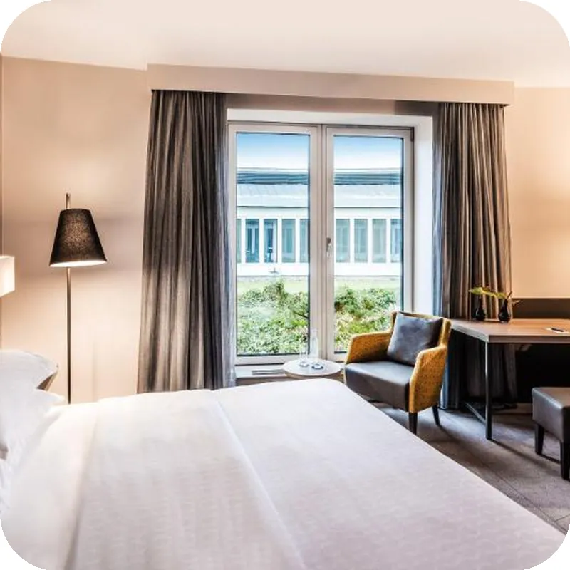 Sheraton Duesseldorf Airport Hotel hotel room