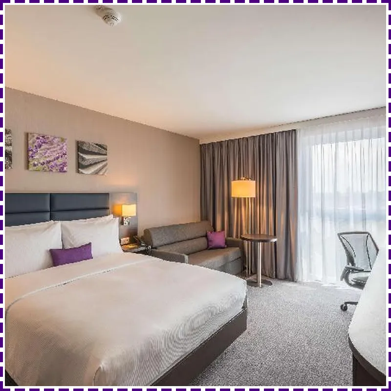 Hilton Garden Inn Munich City Centre West hotel room