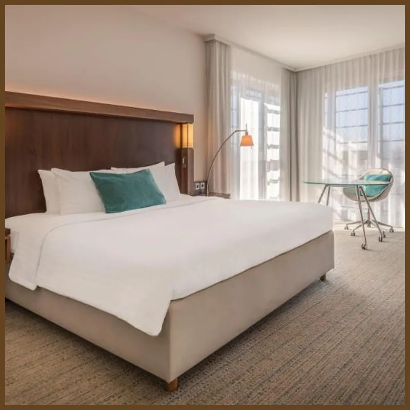 Courtyard by Marriott Cologne hotel room