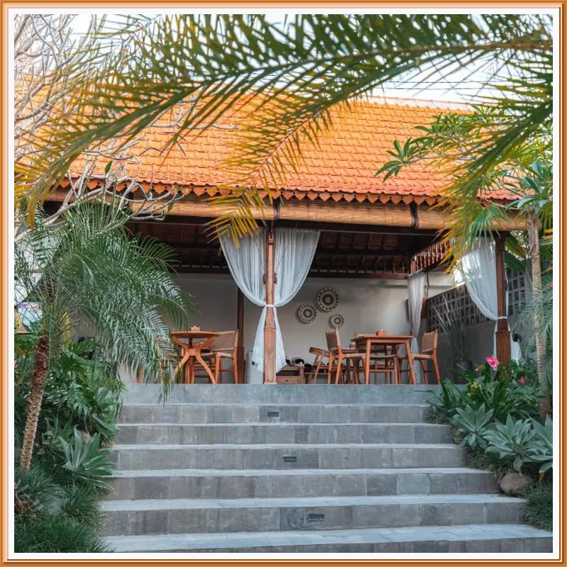 MAHALONA BALI STAY hotel view