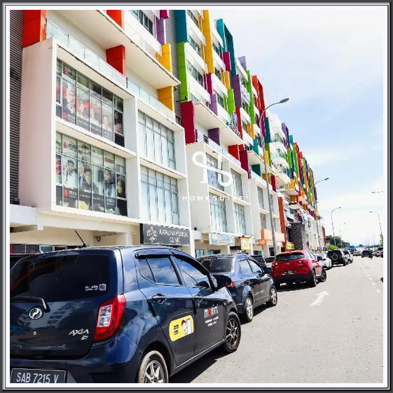 Homesuite' Home @ Aeropod SOVO KK hotel view