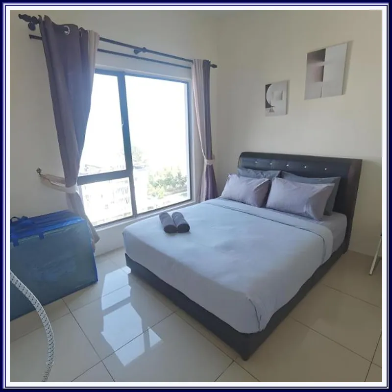 Swiss Garden Residences by NatureHome hotel room