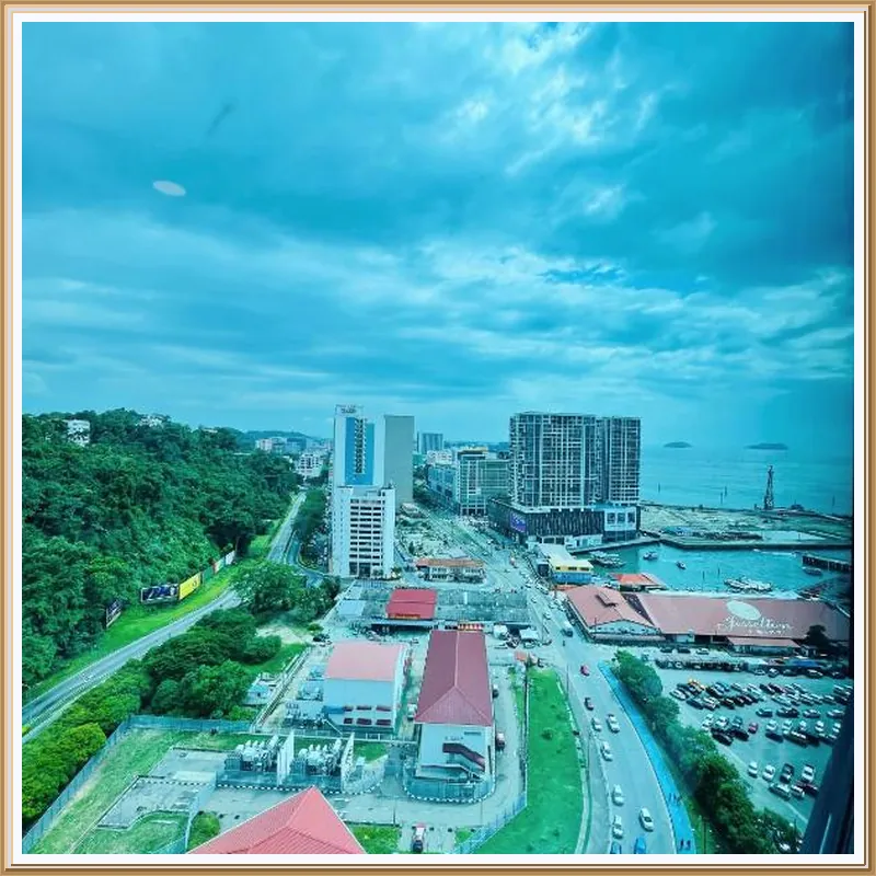 Maison Life 小居屋 @Jesselton Quay CityPads hotel view