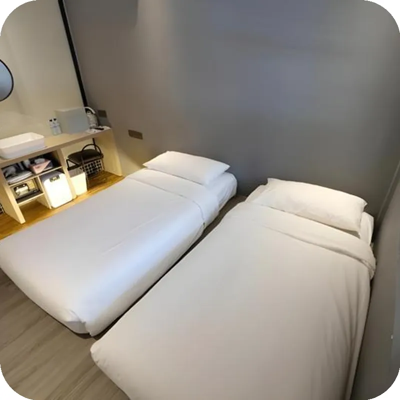 Rest Chinatown Hotel hotel room