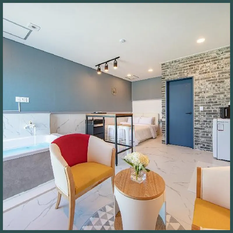 Gangneung Wee pension hotel room