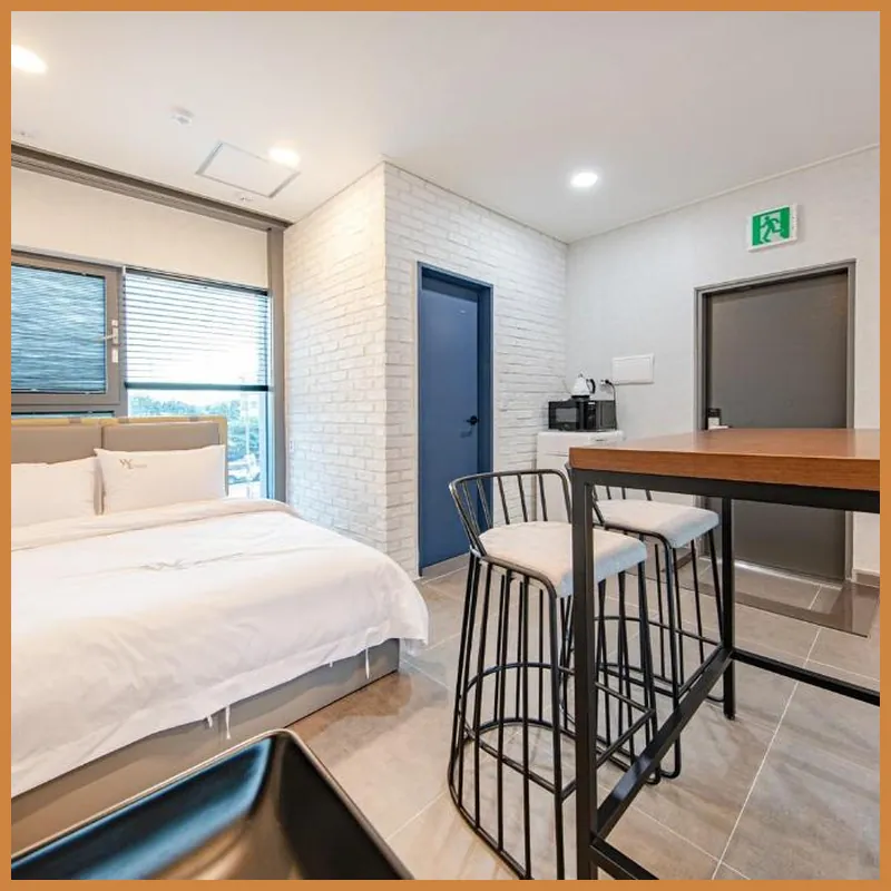 Gangneung Wee pension hotel room