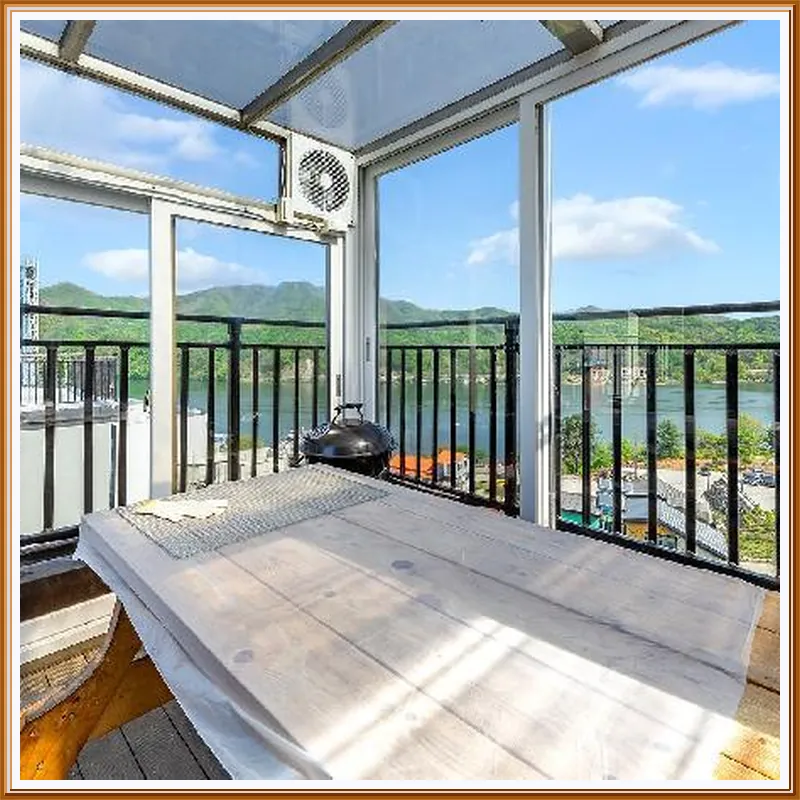 Nami Island Pig Dream Spa Pension hotel facilities