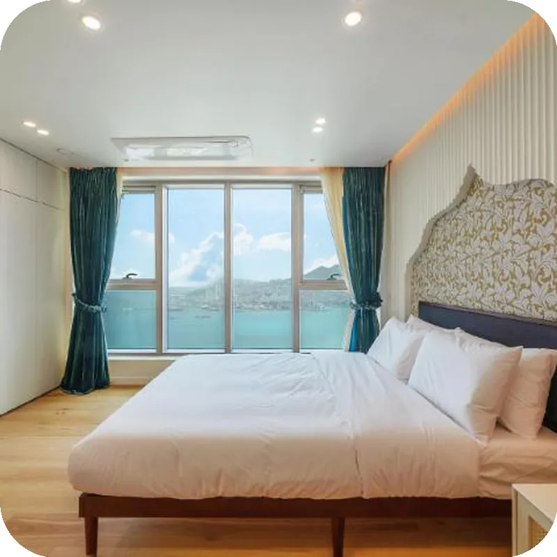 BOOKING THE BAY Busan Station hotel room