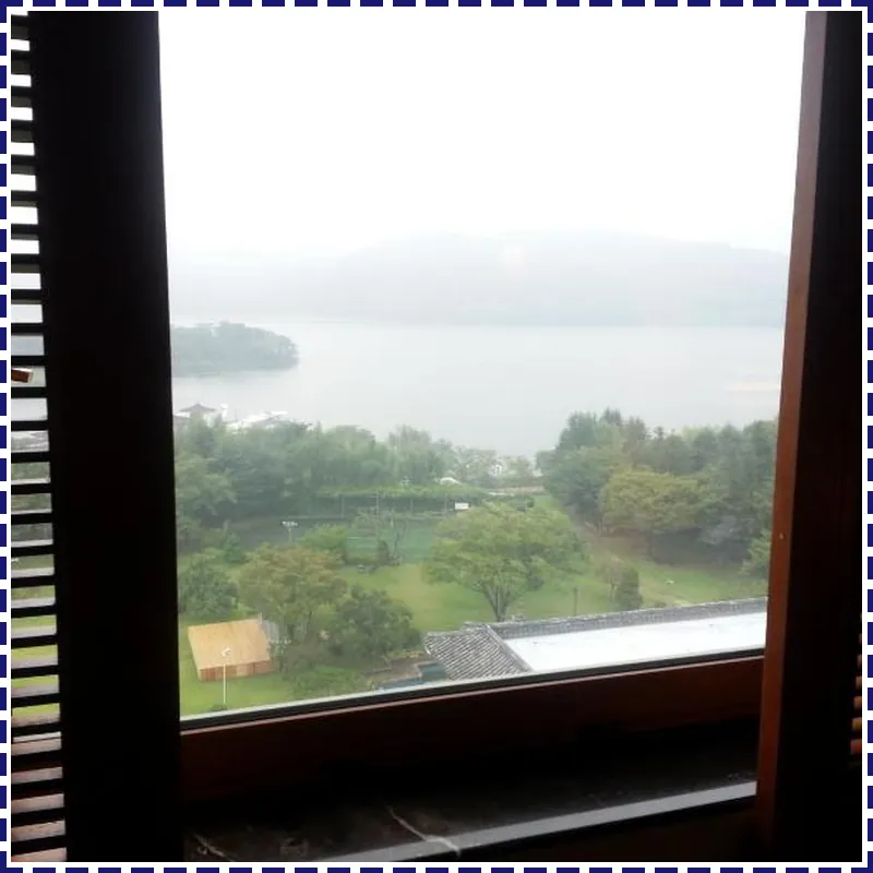 Commodore Hotel hotel view