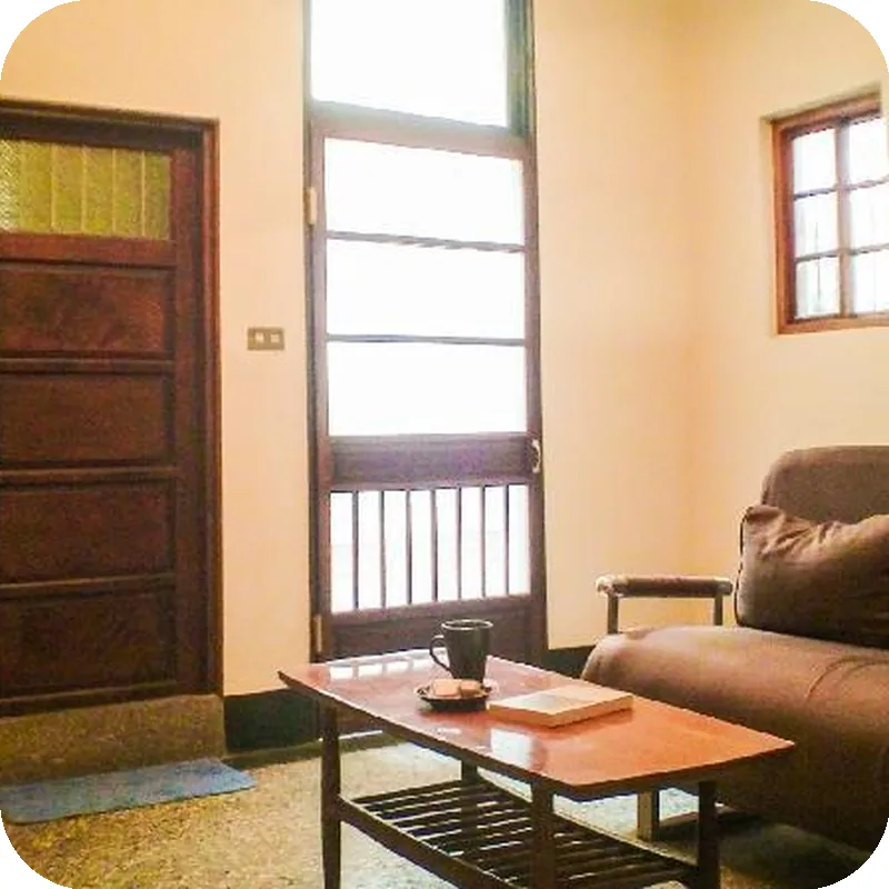 Charming house, 3 mins to Tainan train station. 호텔 내부 이미지
