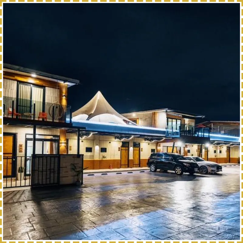 Golden Inglenook 호텔 이미지