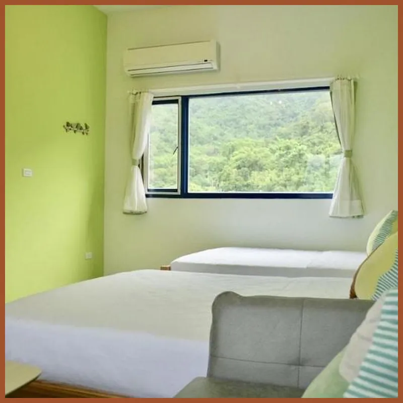 Blue and White Holiday B&B 호텔 내부 이미지