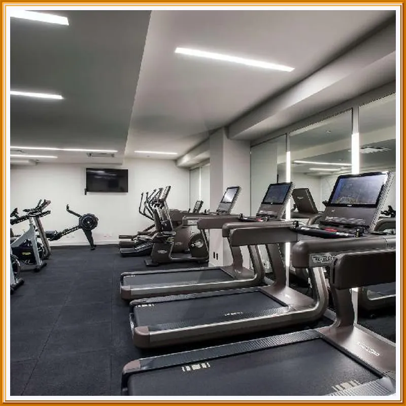 LondonHouse Chicago, Curio Collection by Hilton hotel facilities