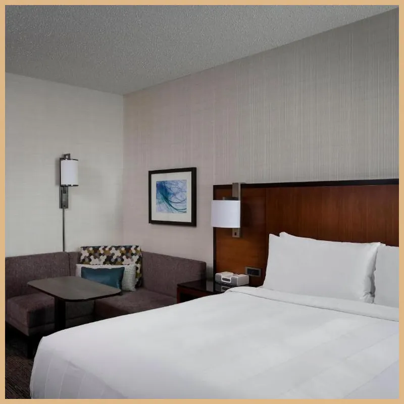 Houston Airport Marriott at George Bush Intercontinental hotel room