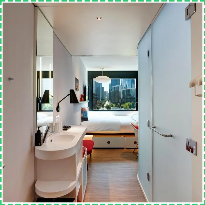 citizenM Seattle South Lake Union hotel room