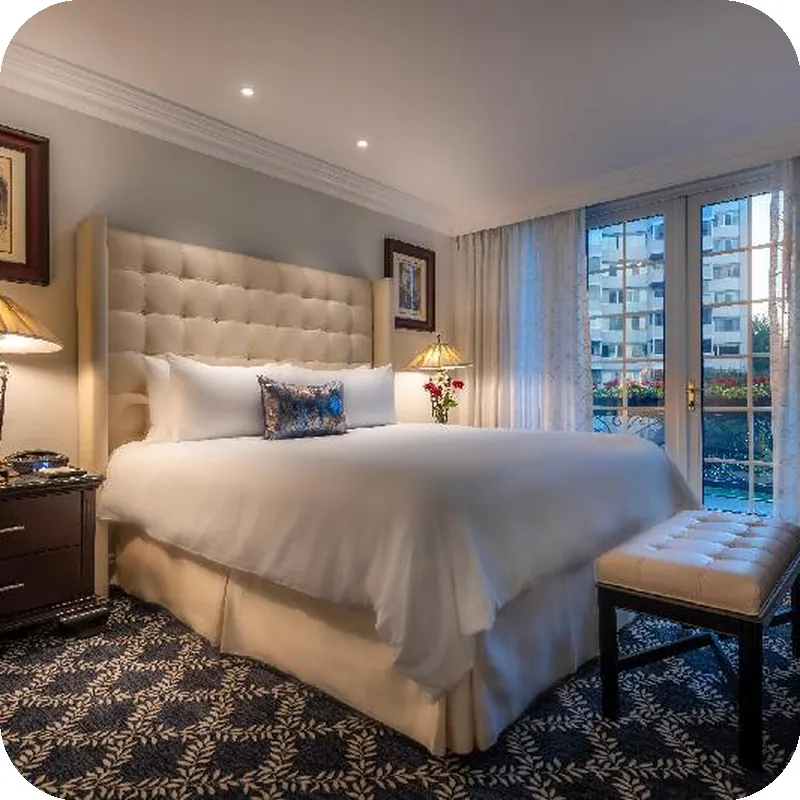 Beverly Hills Plaza Hotel and Spa hotel room